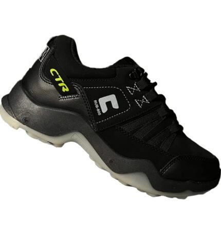 Ctr coaster rub 800 trekking shoes in action hiking (Black)